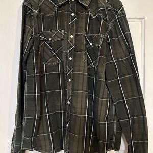 Casual Men's Dark Plaid Button-Down Shirt